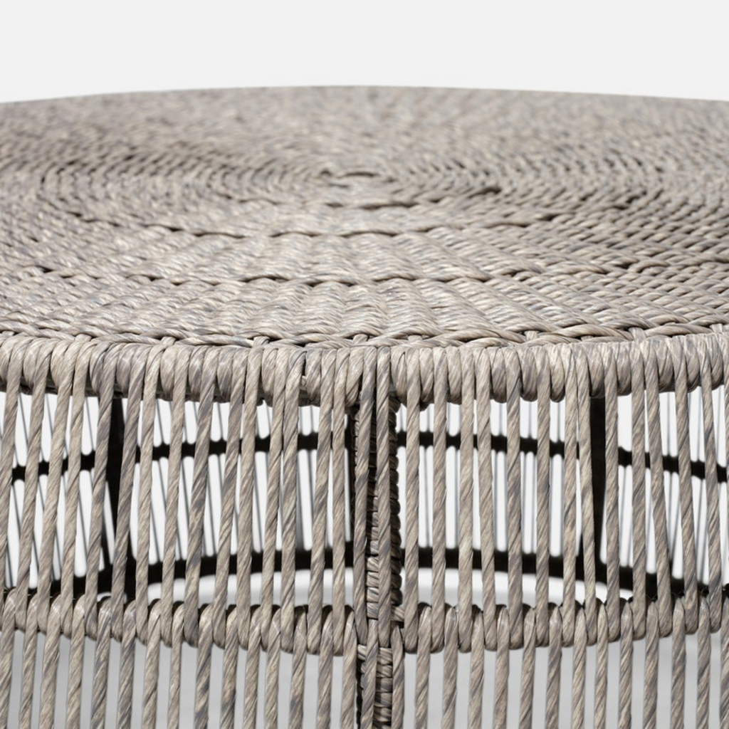 Table basse d'extérieur en faux osier